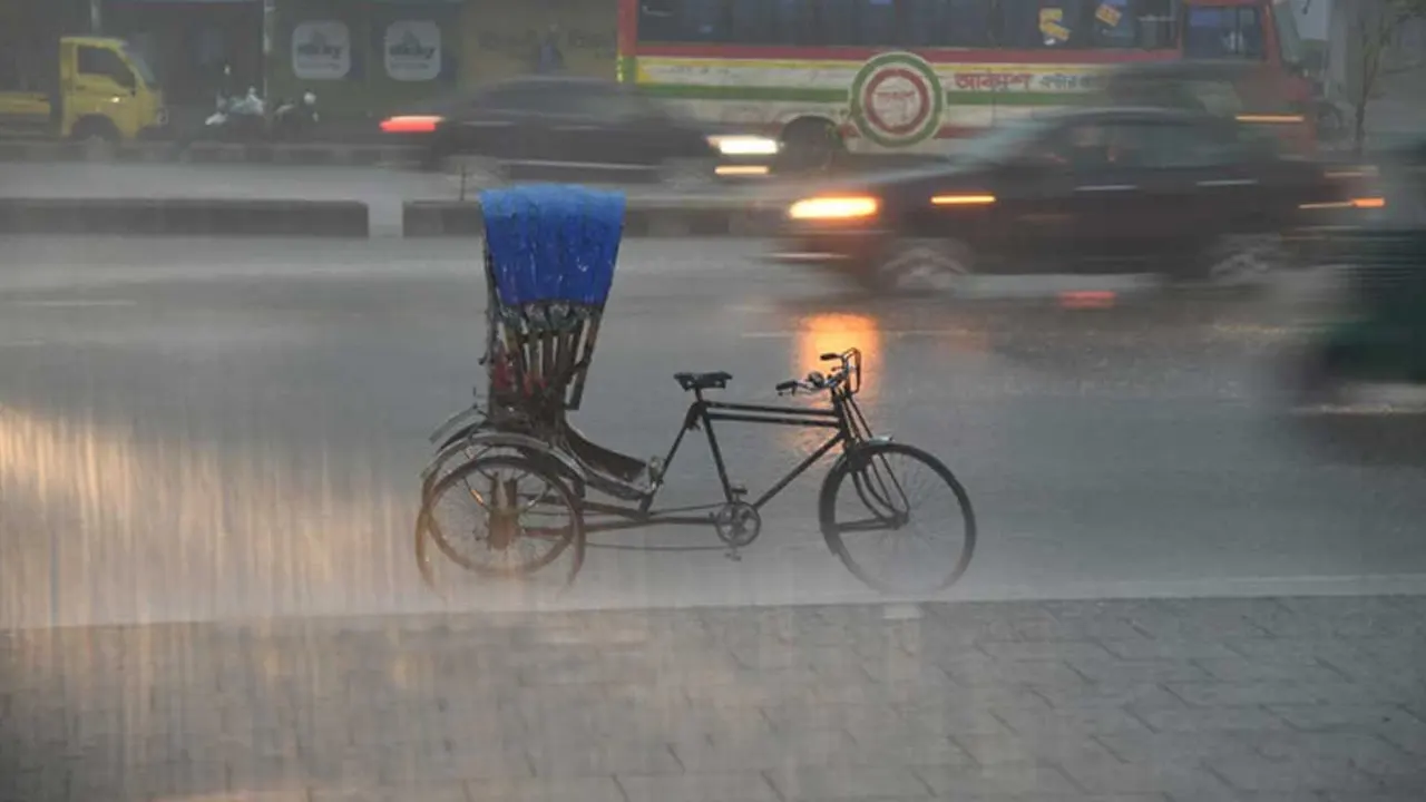 ঢাকায় বৃষ্টি নিয়ে আবহাওয়া অফিসের বার্তা