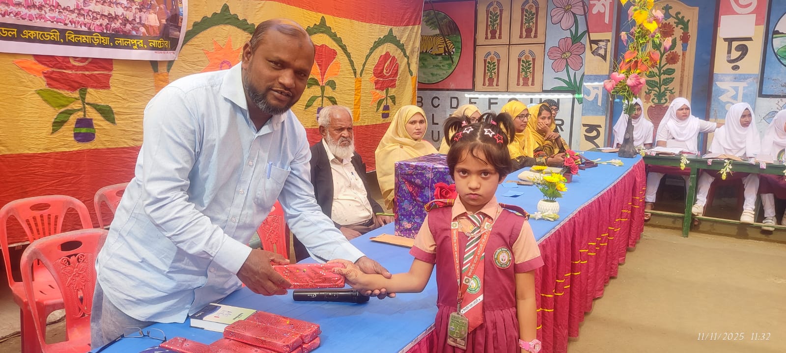 লালপুরের বিলমাড়ীয়া মডেল একাডেমীর সমাপনী পরীক্ষার্থীদের বিদায় সংবর্ধনা