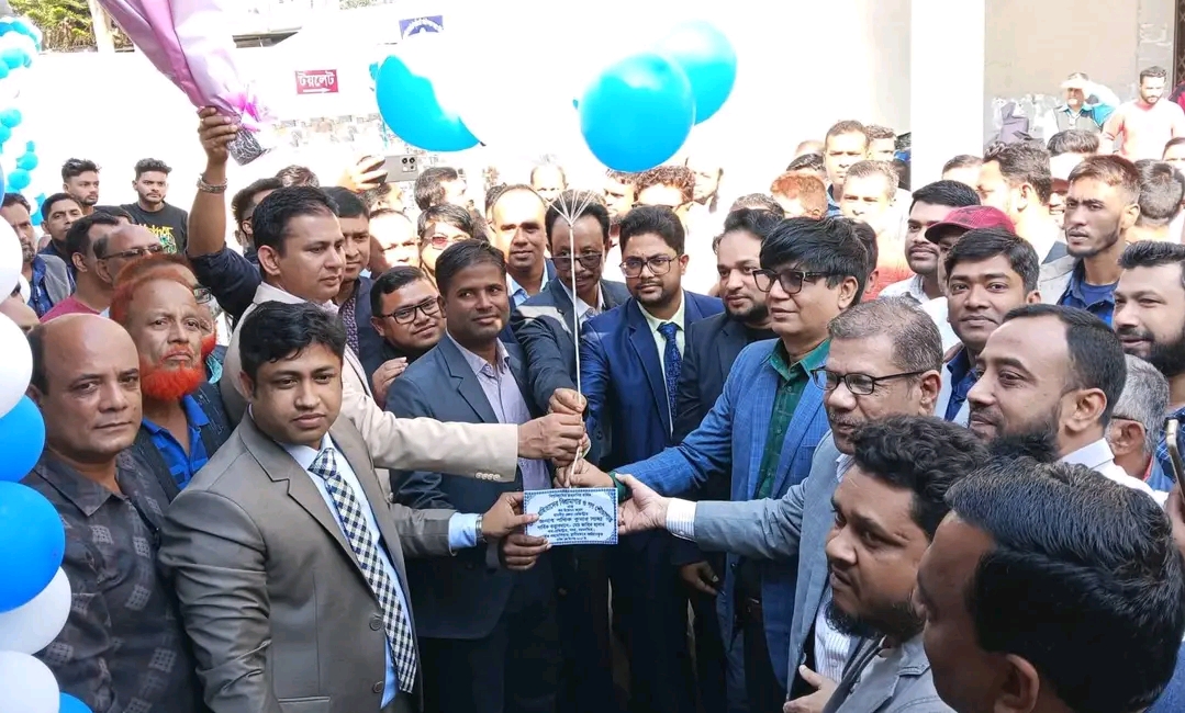 “সেবায় নতুন দিগন্ত: সদর সাব-রেজিস্ট্রি অফিসে বিশ্রামাগার ও গণশৌচাগারের উদ্বোধন”