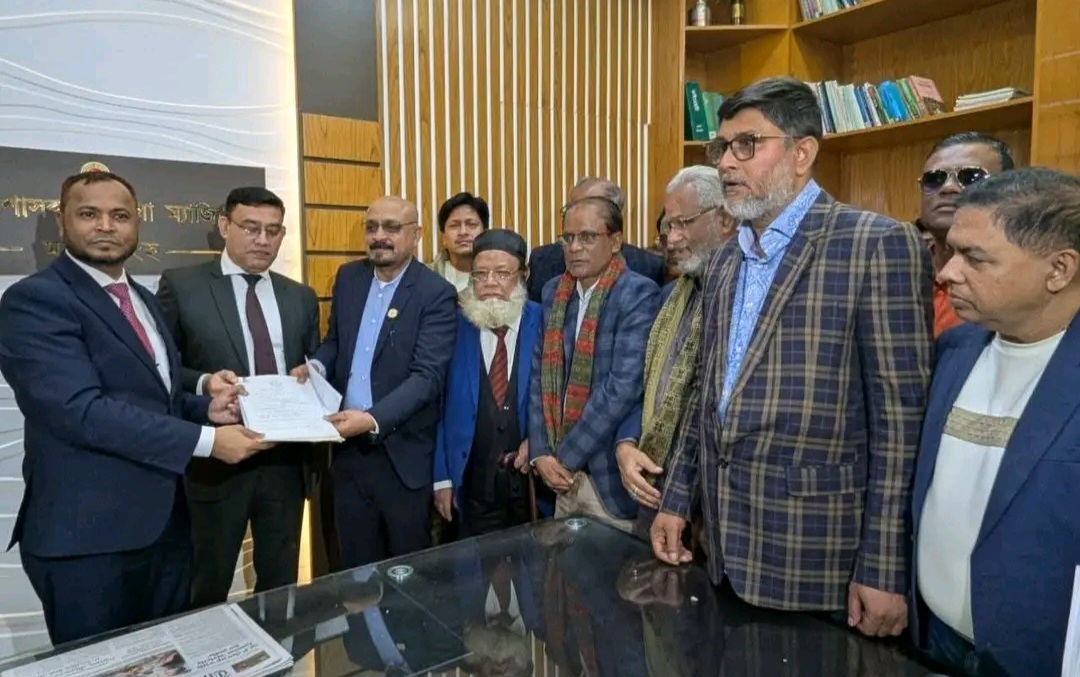 গণসমর্থনের জোয়ারে মনোনয়ন জমা দিলেন বিএনপি নেতা আবু ওয়াহাব আকন্দ