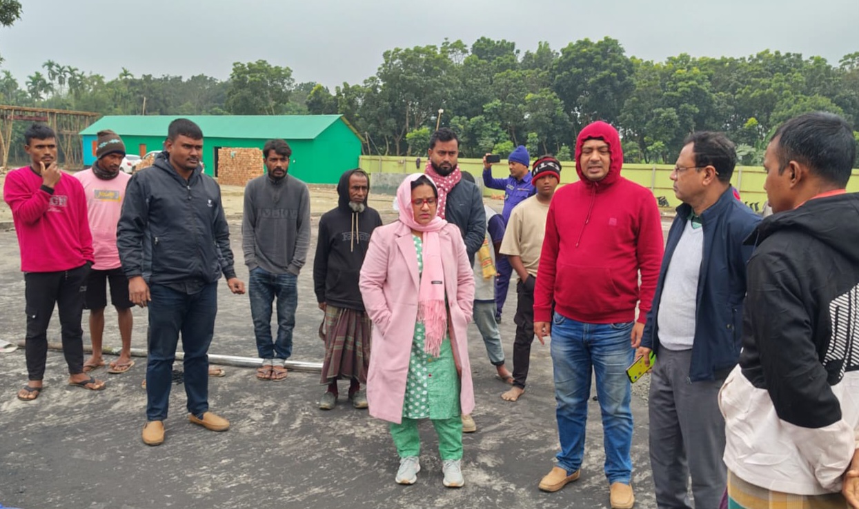 অবৈধ সীসা গলানোর কারখানায় এসিল্যান্ডের অভিযান, একলাখ টাকা জরিমানা