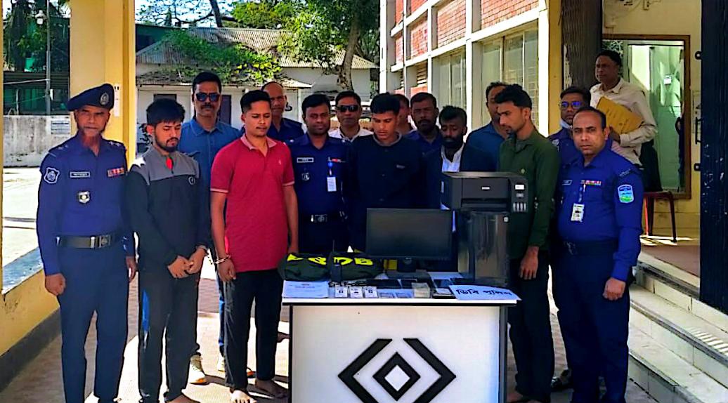 ময়মনসিংহে ভূয়া ডিবি পুলিশ পরিচয়ে চাঁদাবাজি, ৫ জন গ্রেপ্তার