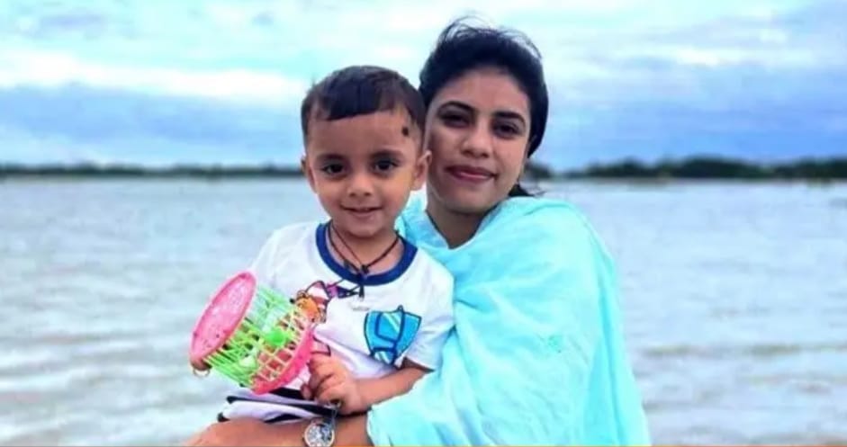 সেহরির সময় গ্যাস বিস্ফোরণ, ঝরল শিক্ষিকার প্রাণ