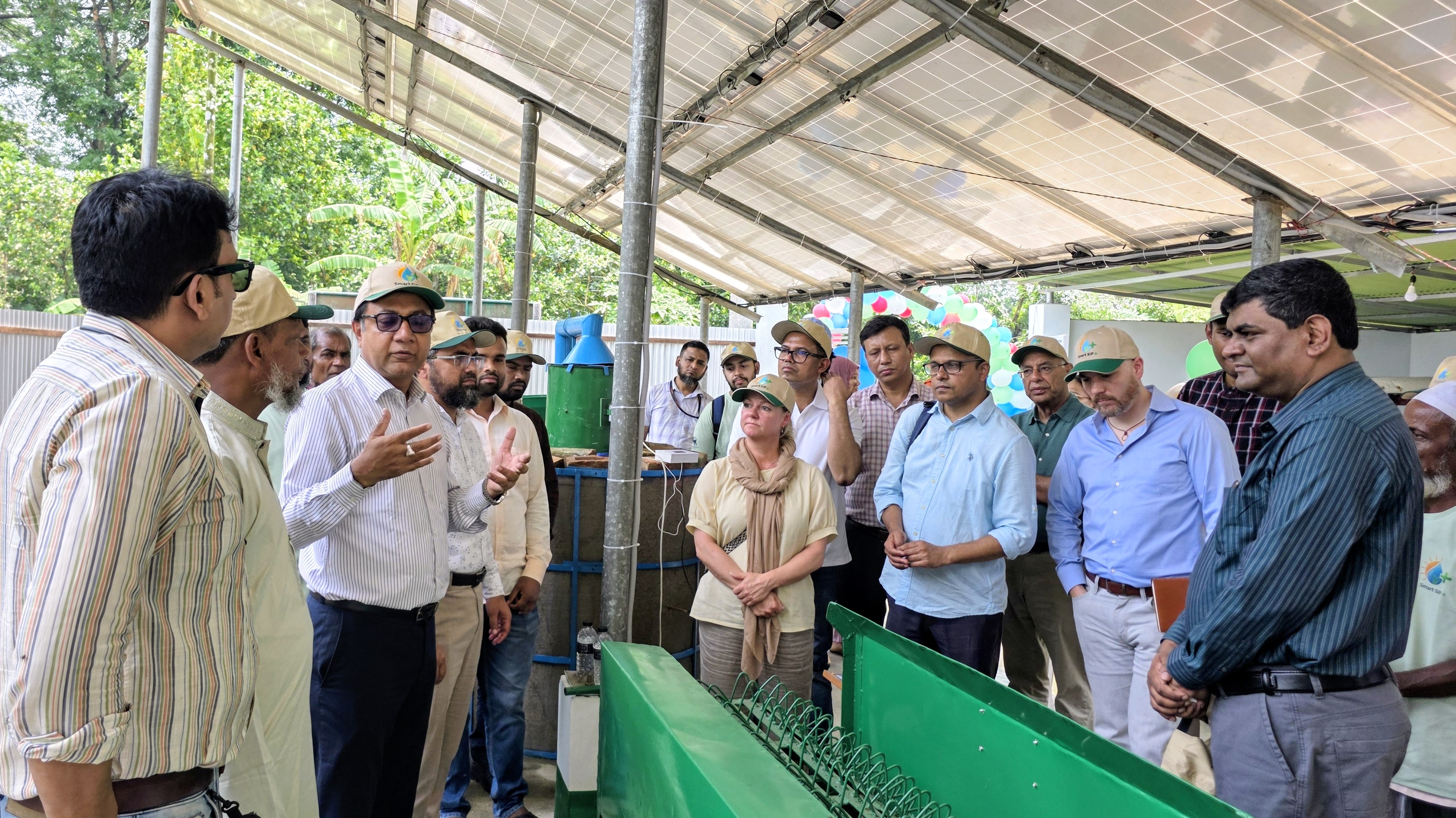 কৃষিতে সৌরশক্তির নতুন দিগন্ত, ভালুকায় বাকৃবির ‘স্মার্ট-সিপ প্লাস’ প্রকল্প উদ্বোধন